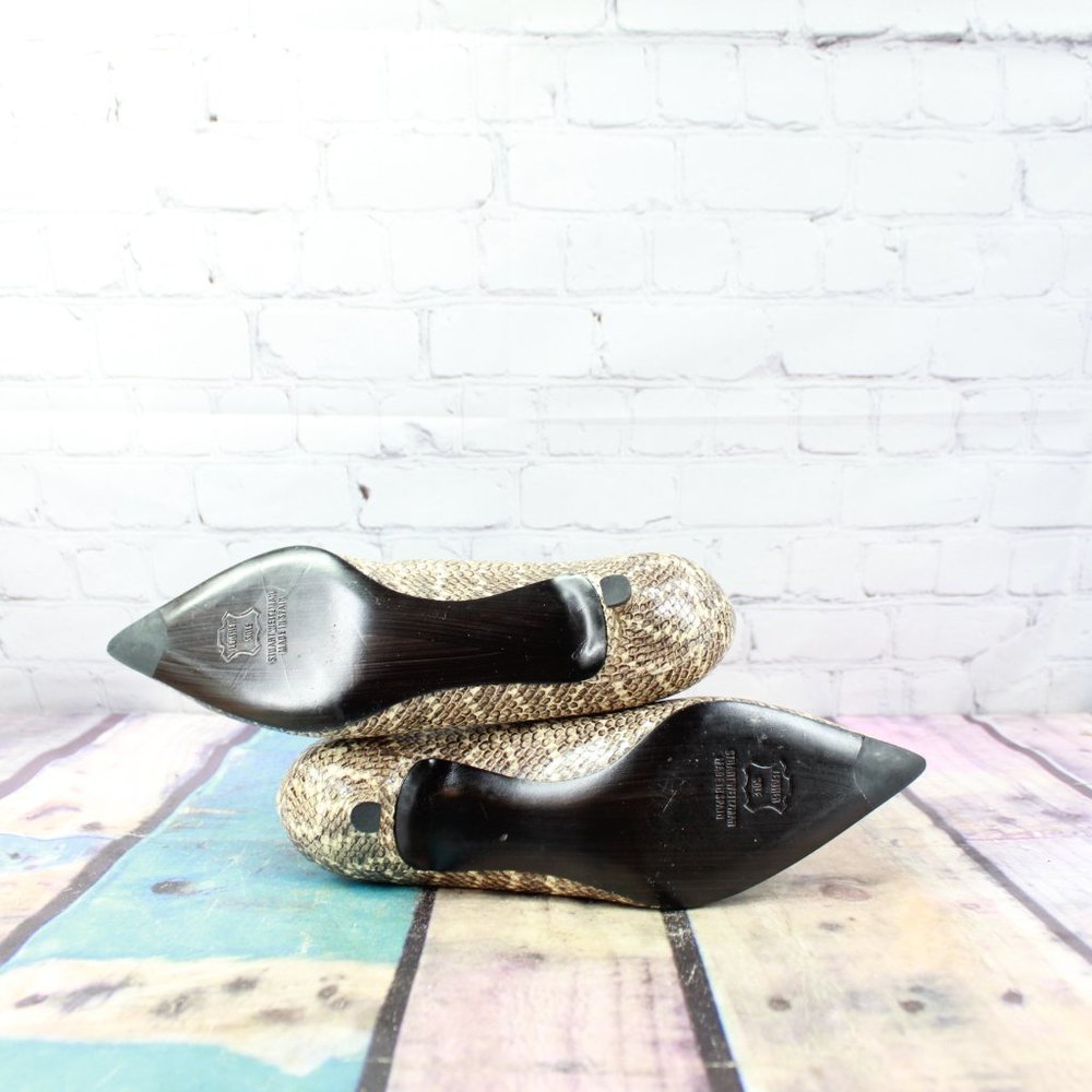 Stuart Weitzman Snakeskin Pump Shoes Size 8 M - Picture 7 of 9